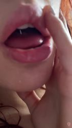 Compilation d&rsquo;une rousse chaude qui vous fera bander