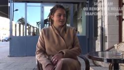 Première scène porno et première branlette espagnole pour cette salope francaise