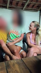 Tiffany Leiddi s’amuse avec la bite de ses fans 34