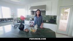 i explore the sensual curves of my milf stepmom