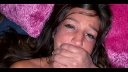 Il me baise dans le meme lit que ma copine