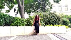 Luciolle cette salope Nimoise se fait baiser sous la douche