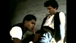 Couple gay interracial s&rsquo;encule torridement