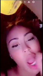 Melody Perez suce porno