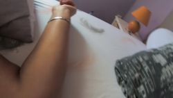 Amateur milf’s orgasmic facefuck experience