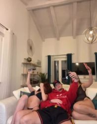 Ad Laurent savoure Carla Vyx et Onfire en live