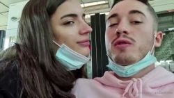 Je filme Candie Luciani en train de se faire éjaculer dessus après une bonne levrette dans le train