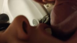 Pipe amateur dans la salle de bain
