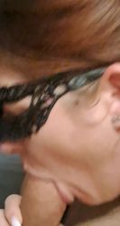 Je filme ma suceuse masquée en sextape amateur avec une grosse bite