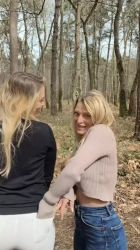 Je m&rsquo;amuse avec Tiffany Leiddi et Margot Dulac dans des défis sensuels en pleine forêt