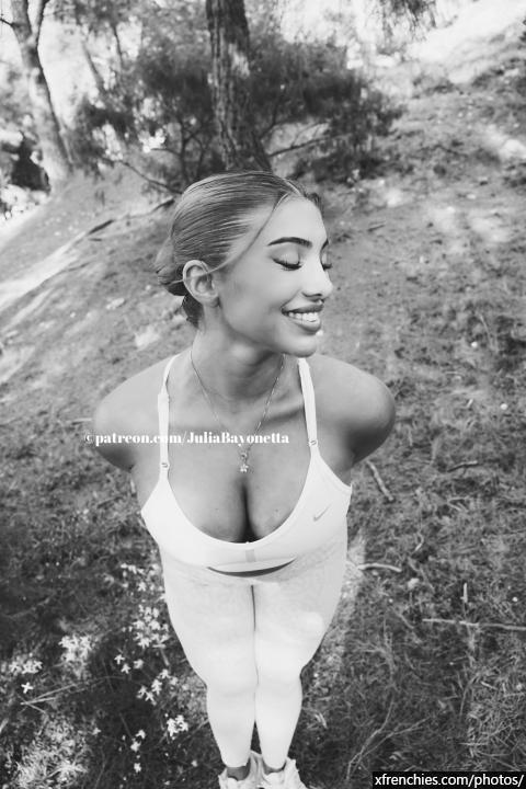 Julia Bayonetta photos Sexy et leak patreon Partie 2 n°23